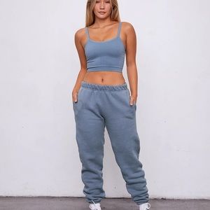 SET ACTIVE Berry Lounge Pants